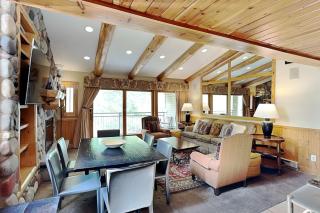 Timberline Condominiums 2 Bedroom plus Loft 3 Bath Deluxe Unit C3H - 9
