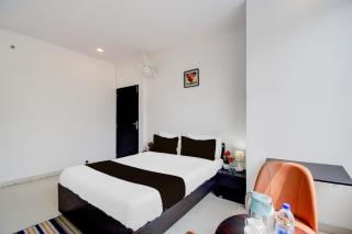 Hotel O Madhav Residency - 8