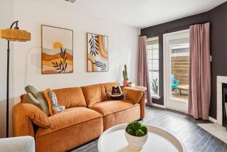 Southwest Style - Downtown-Pool - No 104 - 3