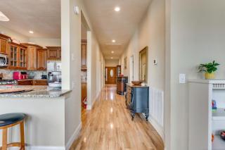 Explore Historic Dtwn! Walkable Loft in Murphy - 2