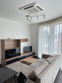 Fine Restaurant & Apartments - 3