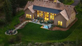 Basecamp Stays - Lux Teton Lodge Privacy & Hot Tub - 2