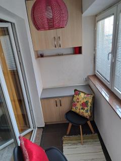 Cozy Apartment , 4 min walk from Main Bus Station - 3
