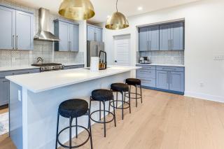 Family Haven, Walk to Dtwn Erie Bring Your Pets! - 3