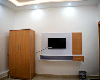 Hotel Devyanta - 5