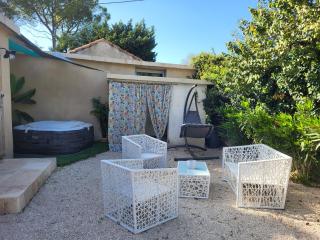 Maison BRIALI avec Jacuzzi espace détente - 6