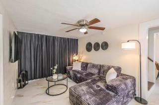 Heights Home - 0