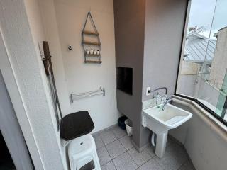 Apto 20 metros do mar. - 3