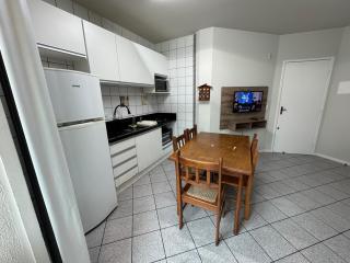 Apto 20 metros do mar. - 6