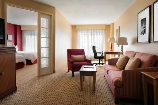 Anaheim Marriott Suites - 8