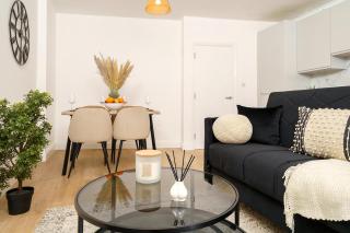 Spacious 2 Floor Flat Sleeps 6 Prime London - 3
