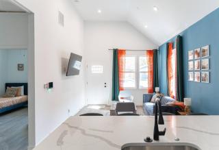 Central • Bright & Spacious • Pets Welcome - 2