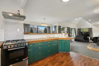 Woodbury Retreat Panoramic Views - 7