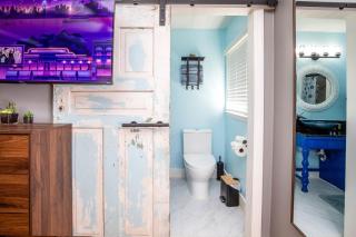 Cozy 3bdrm2ba with GAME ROOM - 8