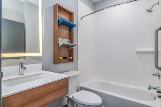 Microtel Inn and Suites Montgomery - 7