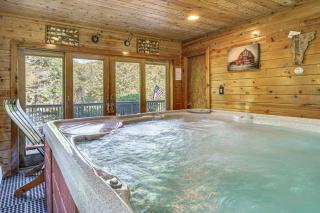 Riverfront Home with Hot Tub Near Killington Resort - 0