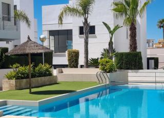 la mariposa ELENA - Ciudad Quesada - 0