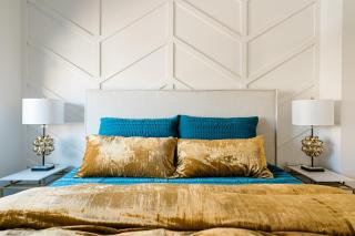 Husker Home TEN40 is in the heart of Downtown Lincoln where you can walk to Haymarket & UNL - 5