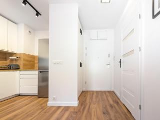 Artemskiej Comfort Apartment by BookingHost - 5