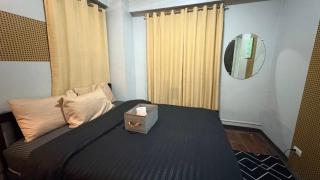 Super Cozy Apartment-Newport Boulevard - 2