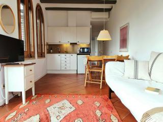 Rambla C- ideal for couples; remote workers - 8