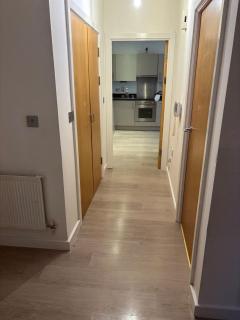 Modern 2-Bed Apartment in heart of Wembley - 3