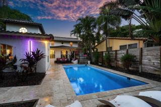Luxe 5BR 4BA I Heated Pool 10 Min to Beach I BBQ - 3