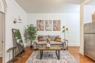 Charming 1BR in Center City that Sleeps 4 with Fast WiFi - 7