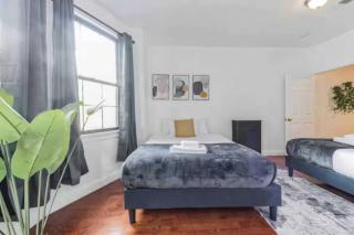 1BR Across Convention Center - 2