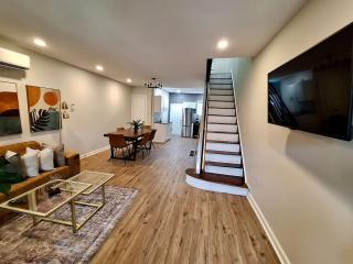 Bi-Level 3 BR plus Finished Basement that Sleeps 12 - 7