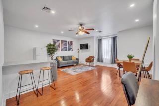 Huge and Sunny 1BR in Center City - 8