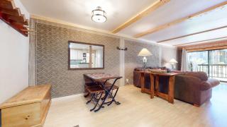 Summit Cozy Condo Getaway - 3