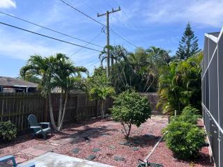 97th Ave North Naples Park Ocean Vanderbilt Beach - 2