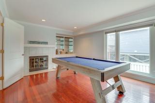 Pets Welcome Beachfront Family Retreat in Norfolk - 6