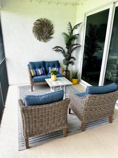 Amazing Decor Seychelles Circle by Sky Run Naples - 5