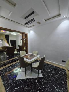 Luxury home-Efab queens estate - 4