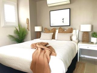 Shutters by the Sea-A Hamptons Hideaway with Sea view-Waterfront - 8