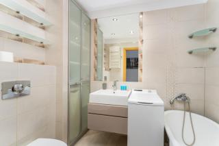 Pod Fortem Homely Apartment by BookingHost - 6