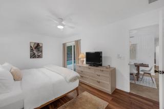 Naples Henrie Hideaway - Private Pool, pet friendly 12 mins from Beach & Downtown - 3