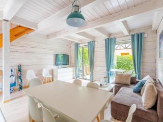 Comfortable holiday homes close to the beach - 6