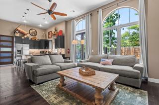 Stylish Church Conversion Walk To Lohi - 0