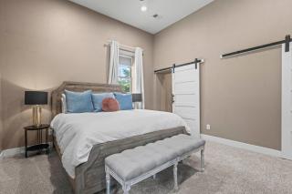 Stylish Church Conversion Walk To Lohi - 6