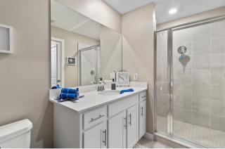 Third-Floor National Golf Course Condo 3BR 2BA, Full Amenities & Ave Maria Access - 4