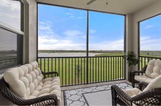 Third-Floor National Golf Course Condo 3BR 2BA, Full Amenities & Ave Maria Access - 1