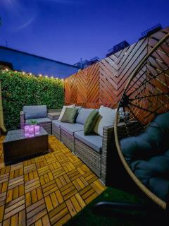 Jack's Urban Terrace 2 #7 - 0