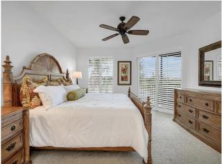 Twin Eagles Covent Gardens Twin Eagles Full Golf Privileges - 9