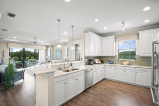 Volaro Way Southern Naples Retreat 3BR 2BA, Pet Friendly, Resort-Style Amenities - 8