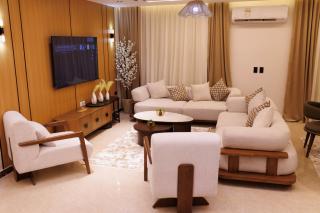 شقة فندقية فاخرة شارع جيهان الرئيسي بجوار النيل و جامعه المنصوره - 9