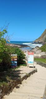Itacoatiara - Apartamento com café da manhã ao lado da praia - 9