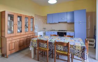 Amazing Apartment In Santa Maria Di Castell - 2